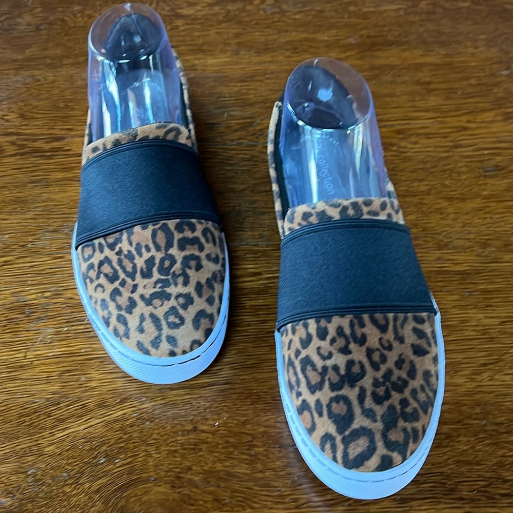 Clarks Womens Pawley Wes slip on animal print loafers flats US 8.5M
